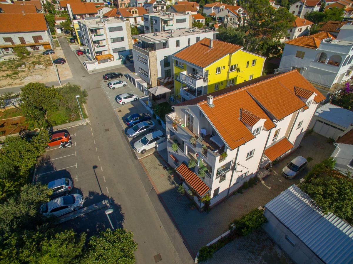 Apartments Batur ザダル エクステリア 写真