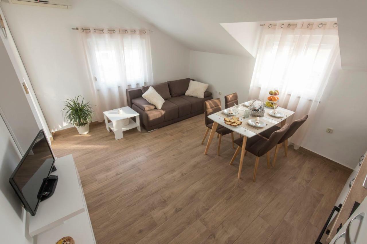Apartments Batur ザダル エクステリア 写真